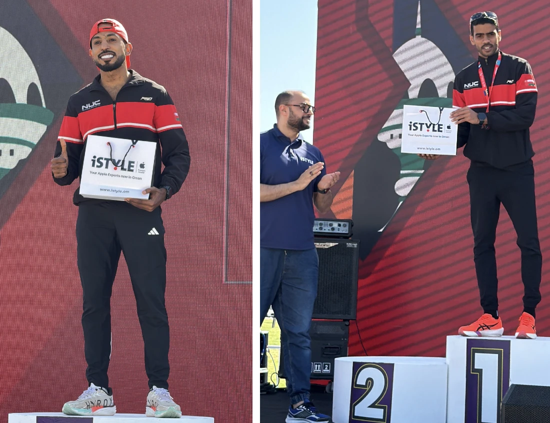 Collage photo de deux coureurs recevant des prix lors d'un marathon